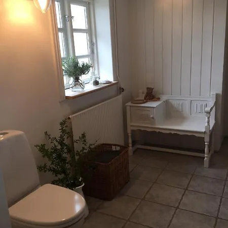 Bed & Breakfast Aasesminde Fåborg