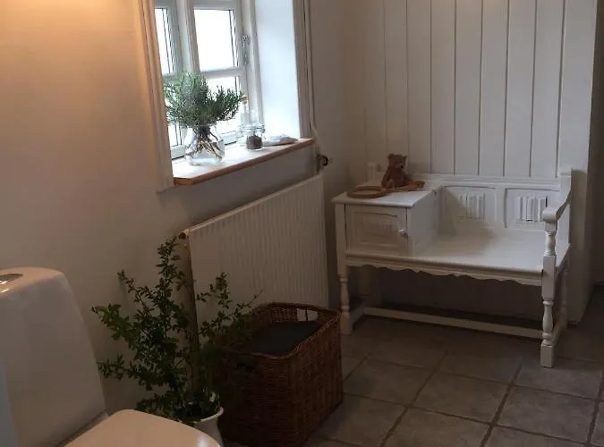 לינה וארוחת בוקר Aasesminde פאבורג