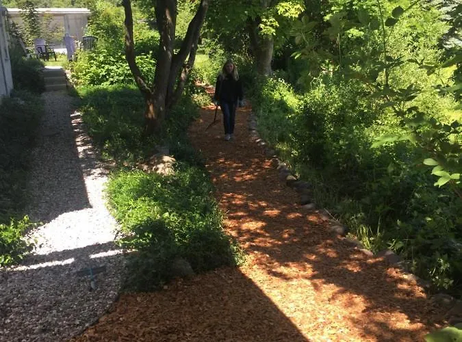 Aasesminde Bed & Breakfast *